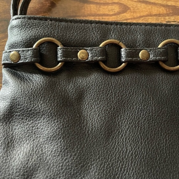 Steve Madden black leather clutch wristlet with metal accents - Picture 3 of 9